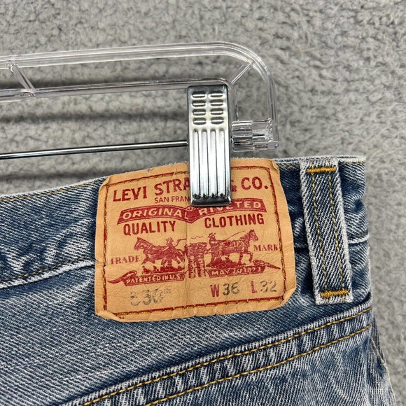 Levi's 550 Jeans Mens 36x32 Blue Denim Cotton Straight Leg Relaxed Fit 35x30 - Picture 15 of 16